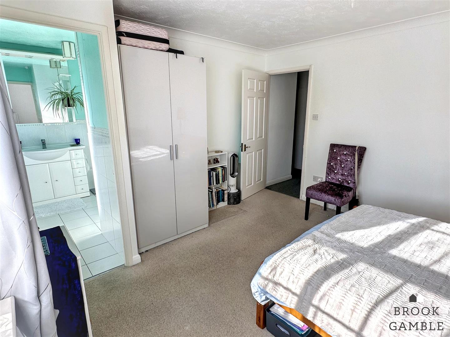 3 Bedroom House. Upperton Road in Eastbourne,  19